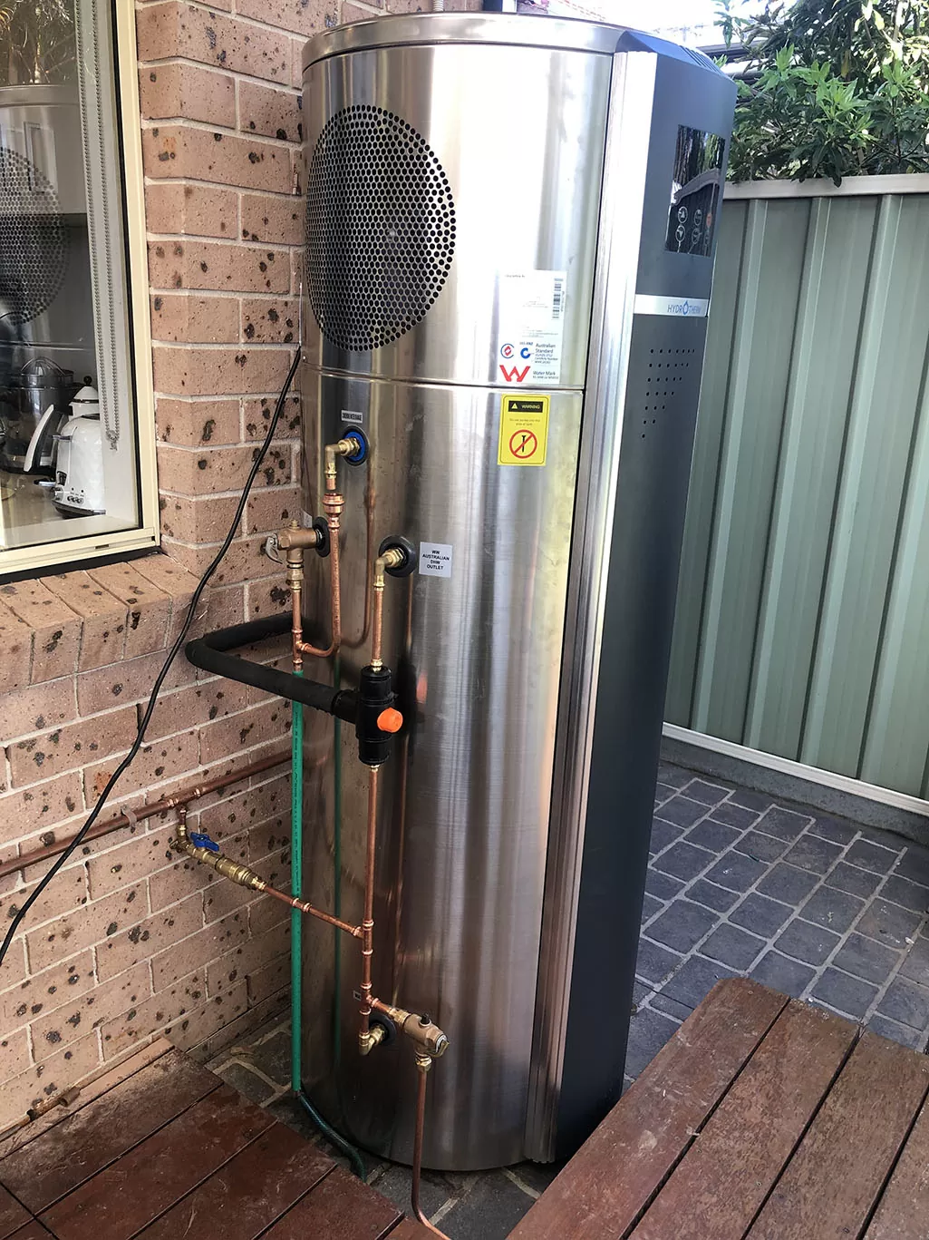 Solar hot water heat pump systems - Solar Panels Perth